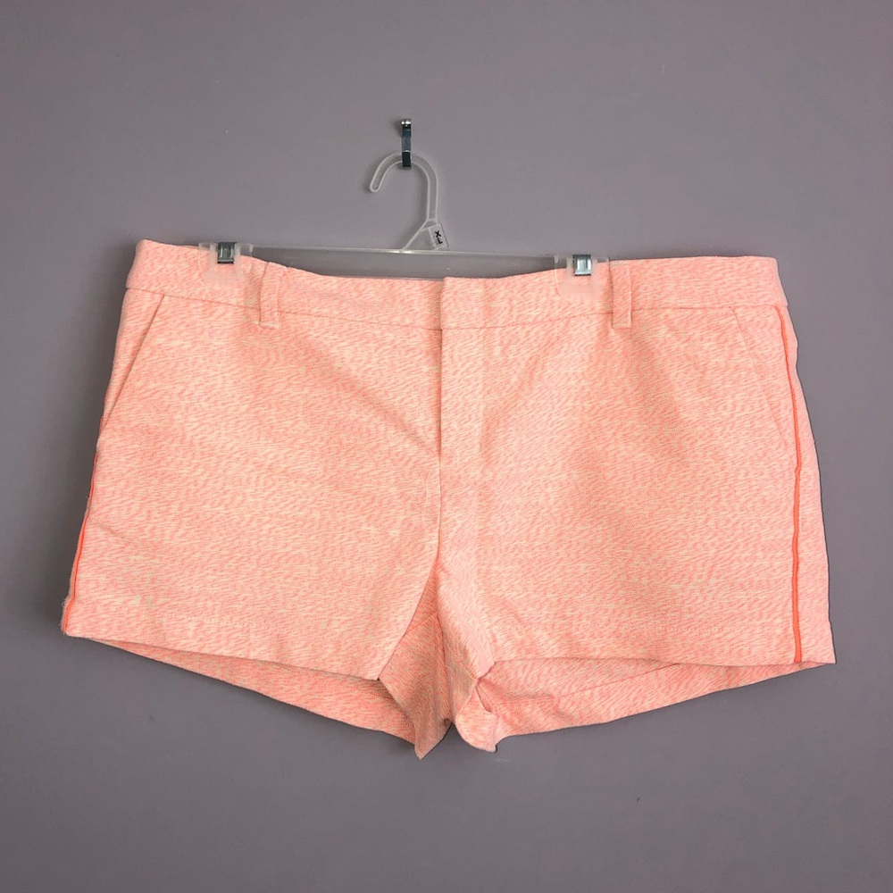 Peach colored, fitted shorts